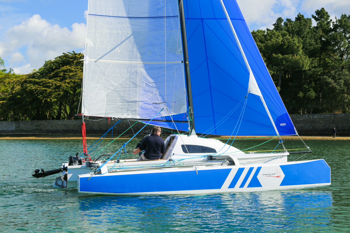 trimaran tricat